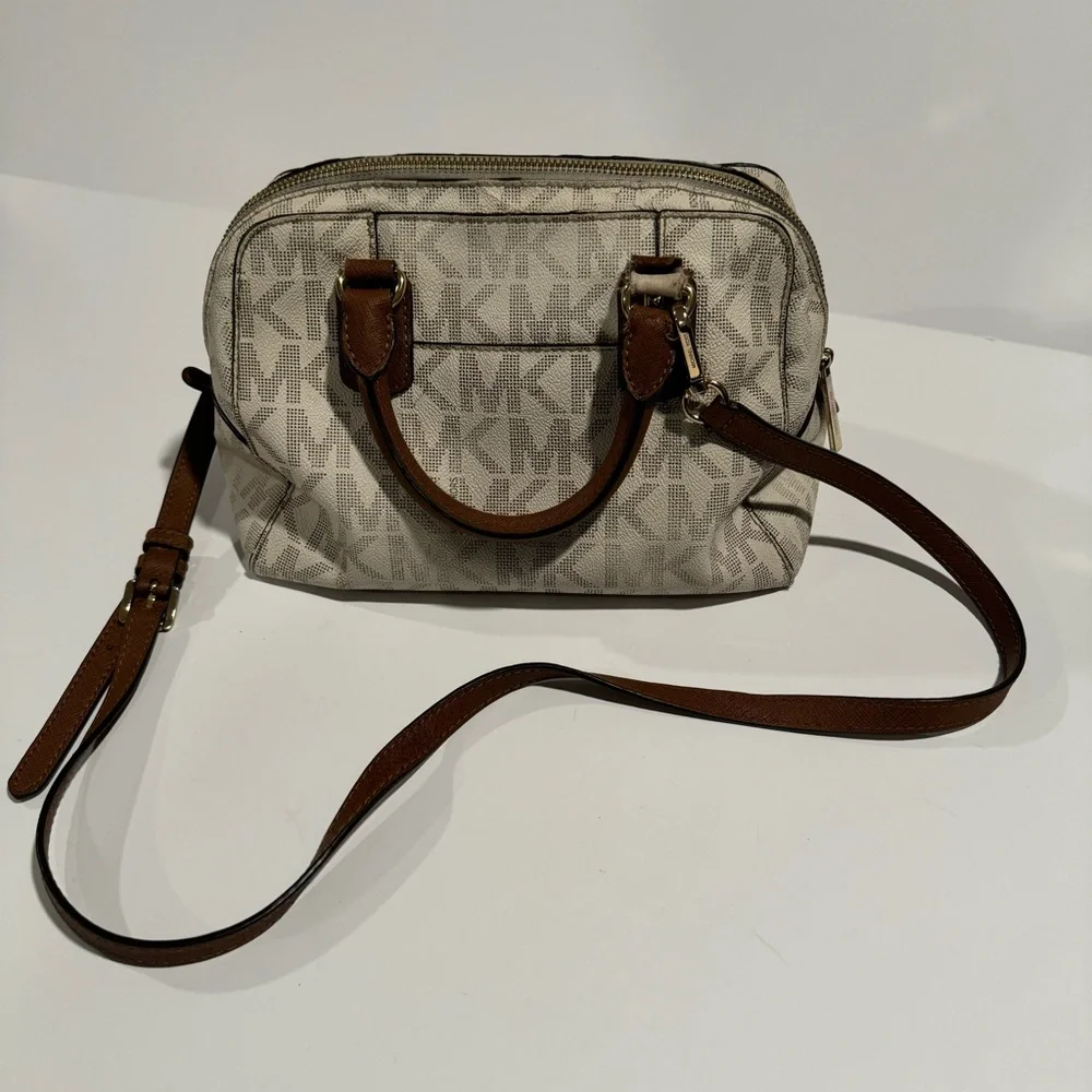 Micheal Kors Logo Hand Bag With Crossbody Strap